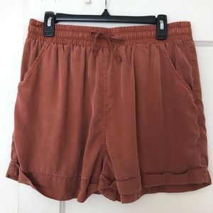 Mid-rise tie-front utility shorts, size M